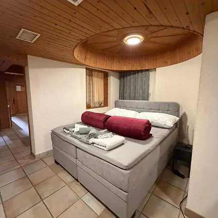 Fewo's Und Apartment's Blaues Haus Apartment Davos