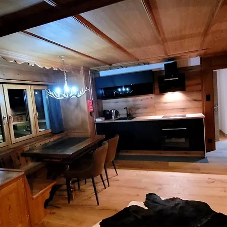 Апартаменты Fewo's Und Apartment's Blaues Haus Давос