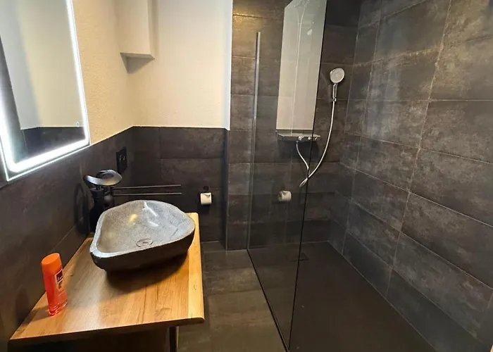 Fewo's Und Apartment's Blaues Haus * Давос